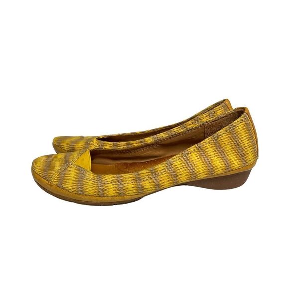Naya Leather Flats Yellow and Brown - Picture 6 of 14